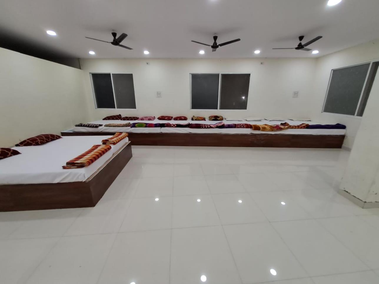 Shree Sawariya Yatri Grah Ξενοδοχείο Ujjain Εξωτερικό φωτογραφία