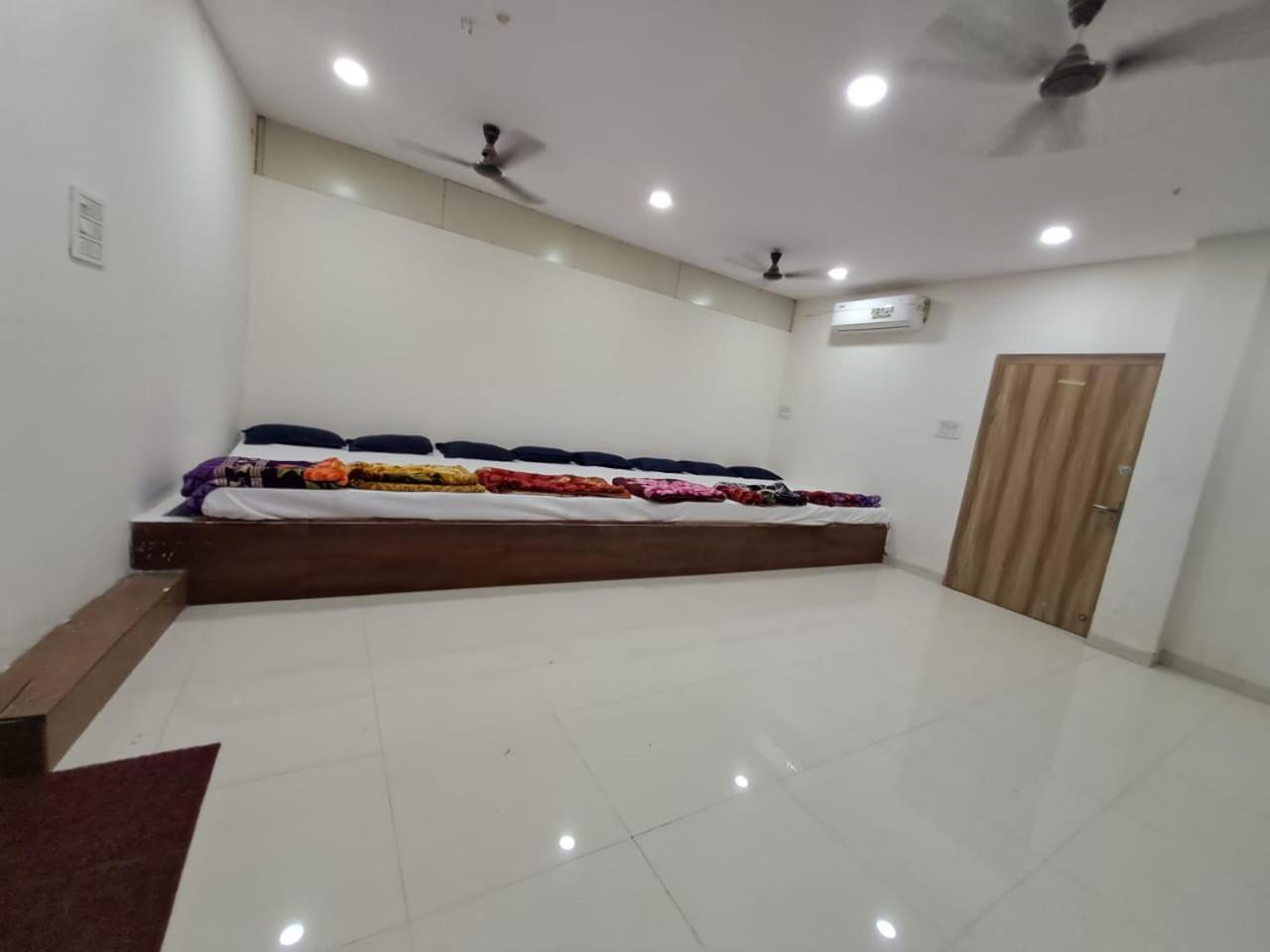 Shree Sawariya Yatri Grah Ξενοδοχείο Ujjain Εξωτερικό φωτογραφία